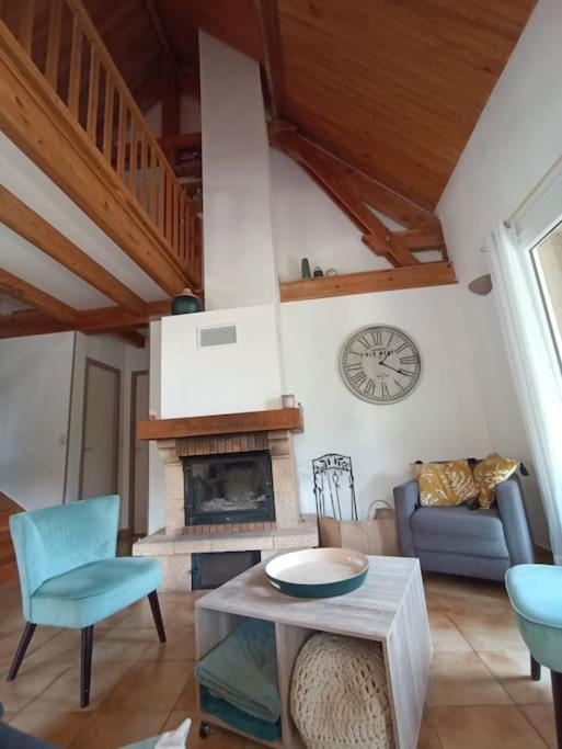 Maison De Montagne Au Calme Avec Cheminee Poubeau Ngoại thất bức ảnh